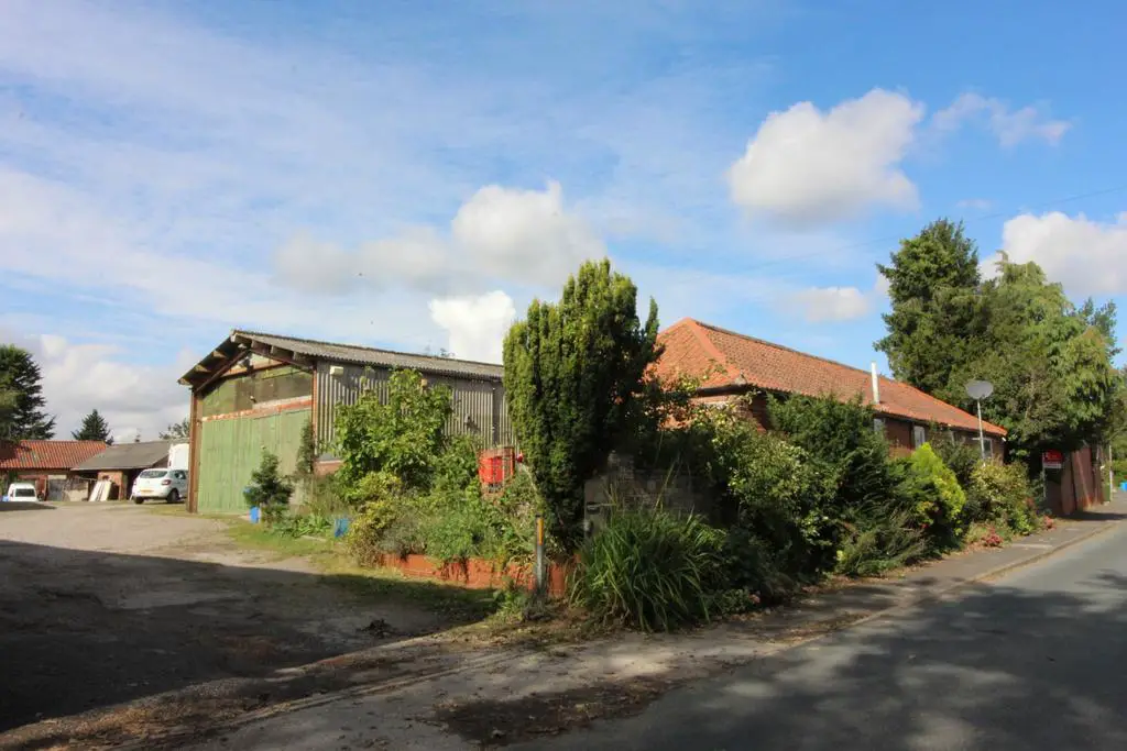 2 Bedroom Barn Conversion   detached for Sale