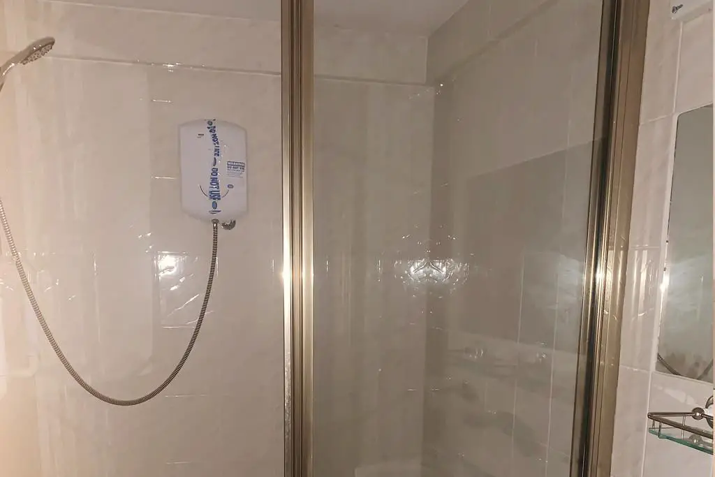 Bedroom 1   En Suite Shower Room