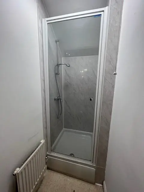 2nd Floor Shower
