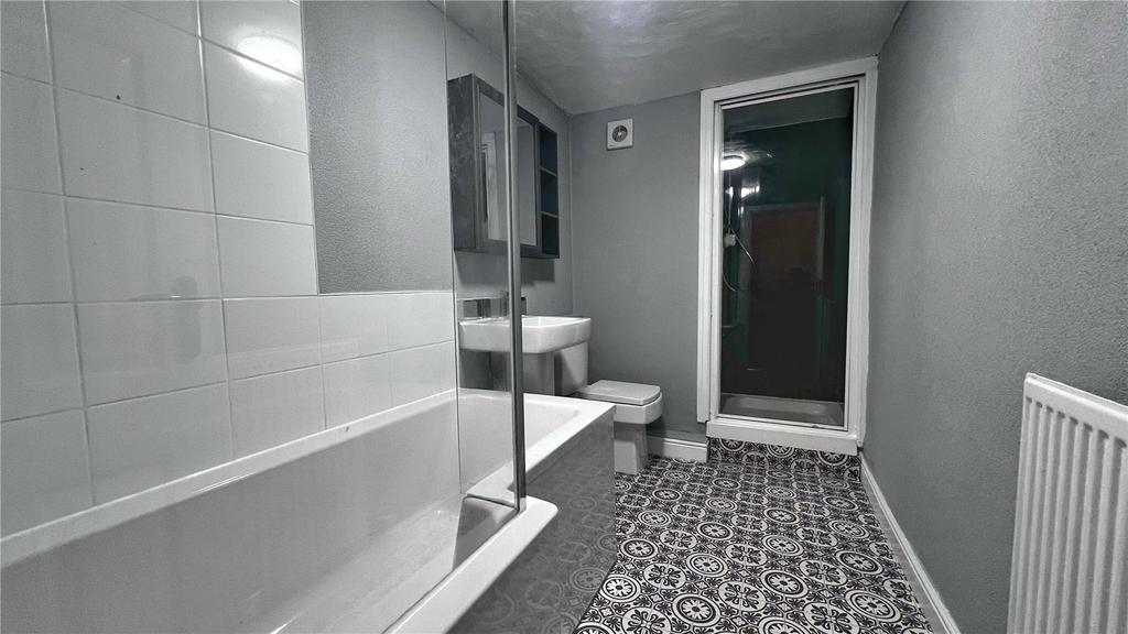 Bathroom No 30a