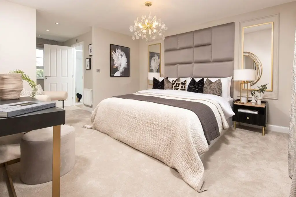 Large main bedroom with dressing area and en suite