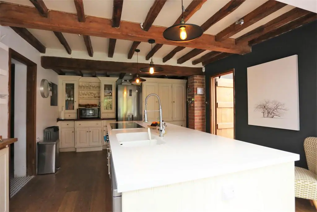 1 Septima Cottages Kitchen (4).JPG