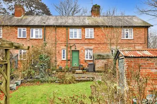 3 Bedroom Terraced Character Cottage
