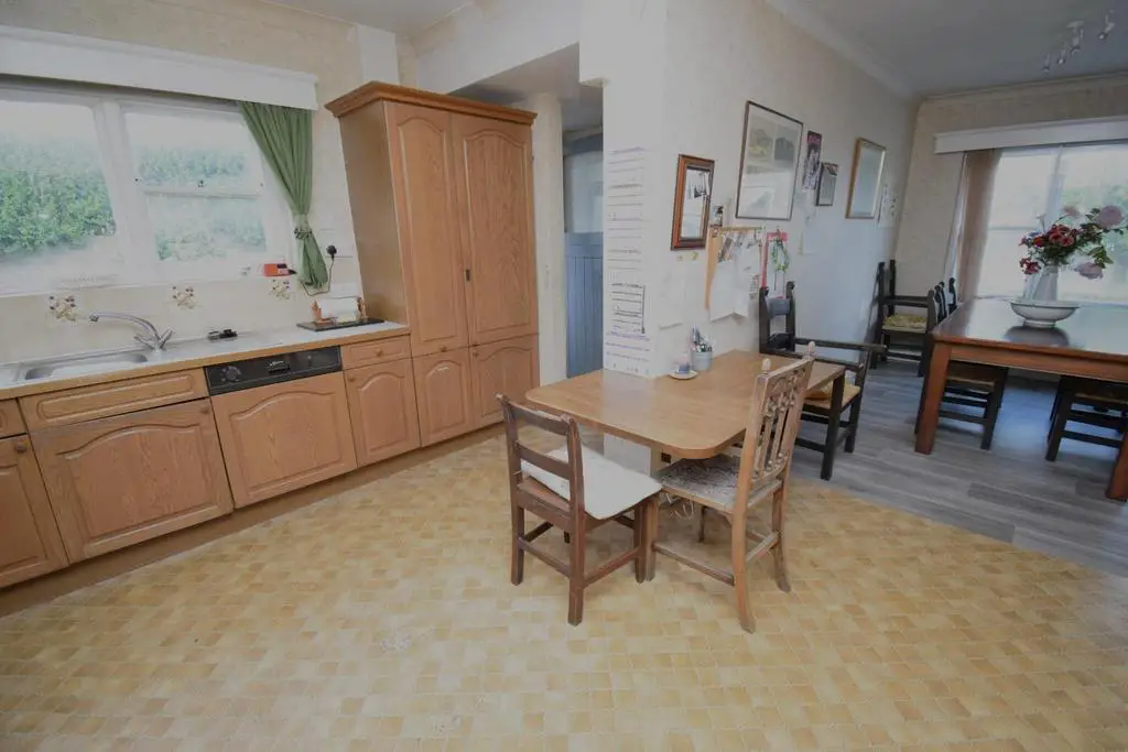 Kitchen to Dining Room.JPG