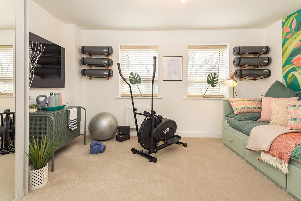 Home gym in 3 bedroom Norbury