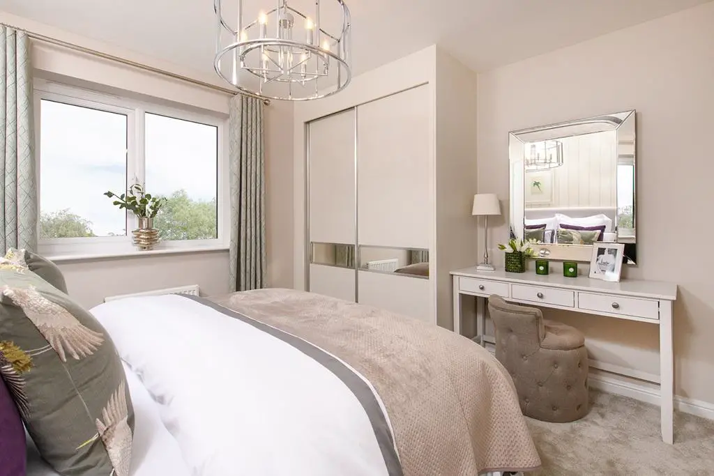 The elegant Huxford bedroom