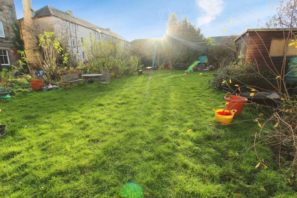 Rear Communal Garden