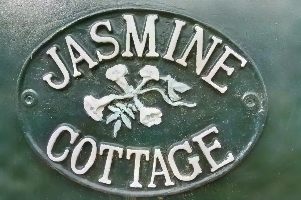 Jasmine Cottage.JPG
