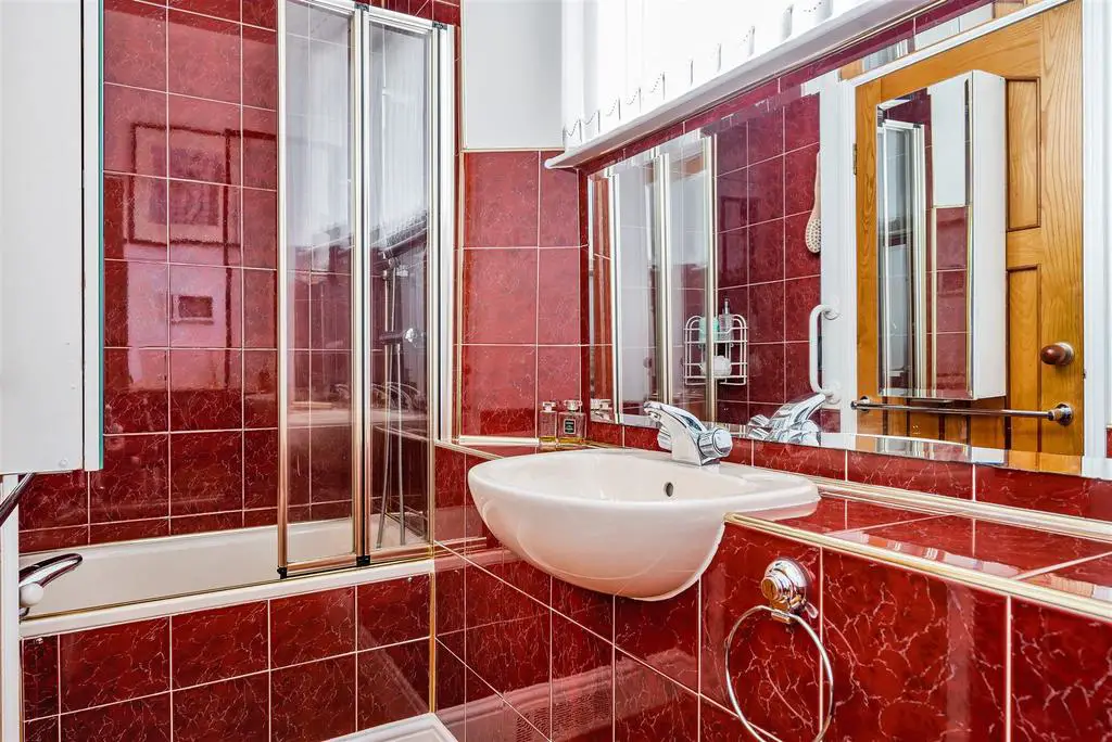 Bath Shower Room.jpg