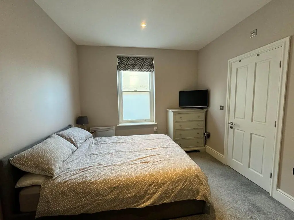 Bedroom One.jpg