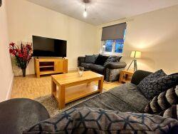 2 bed ground floor Serviced Accommodation in Swin