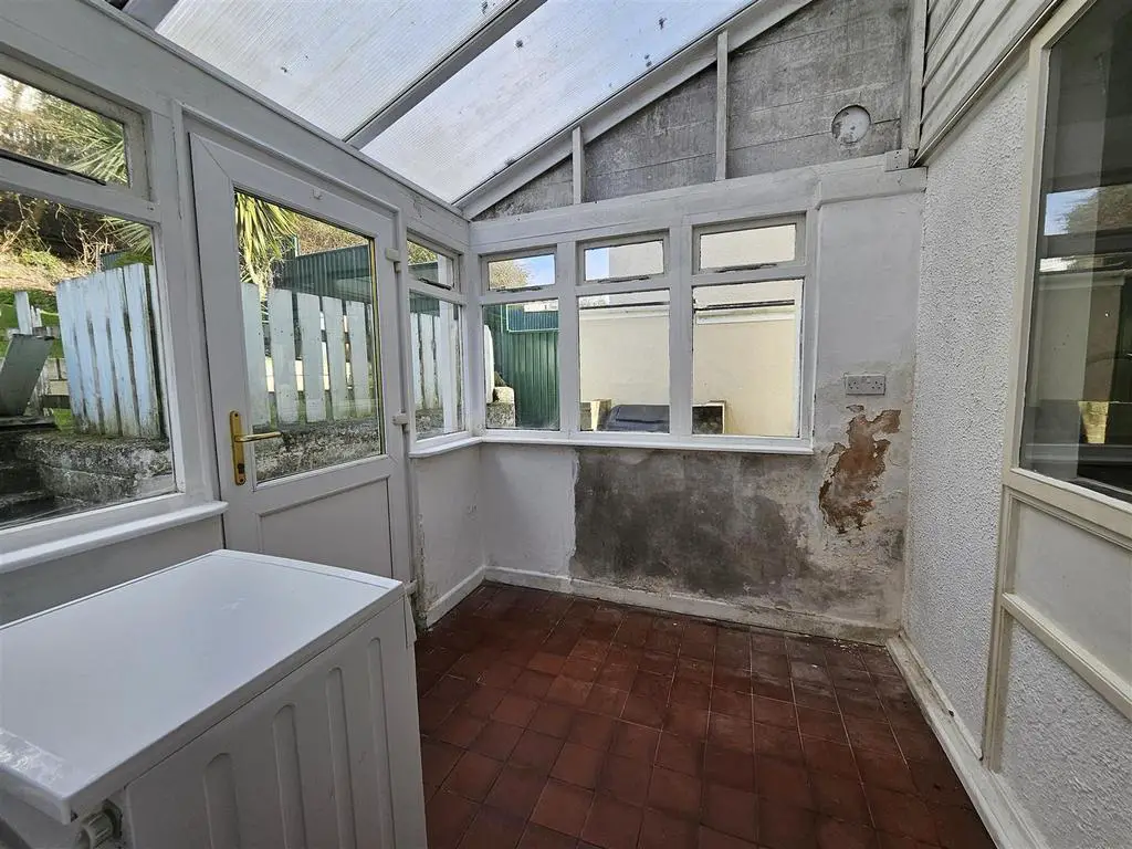 Conservatory/Utility Room