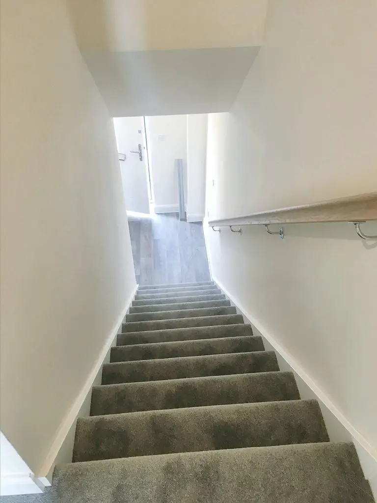 Hall/Stairs