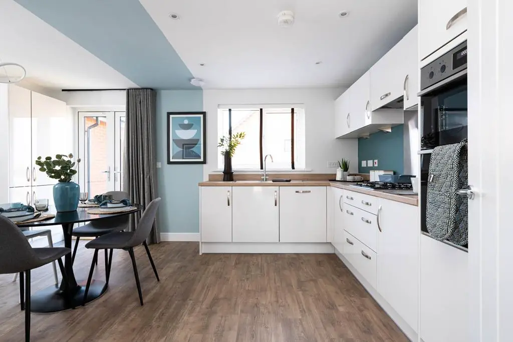 Lighted filled kitchen/dining area