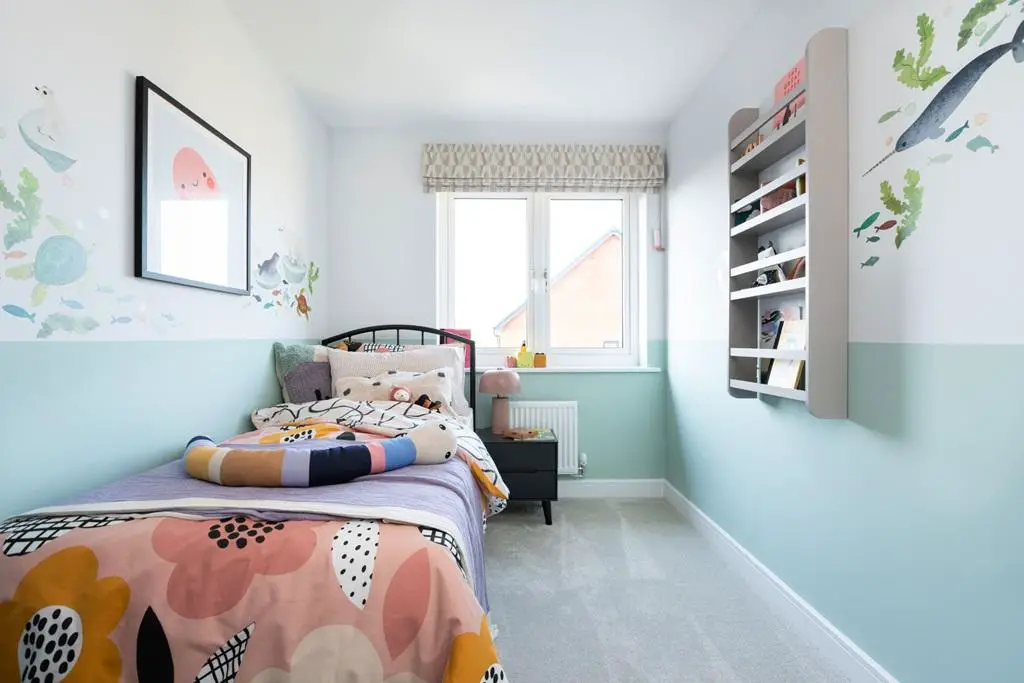 Spare bedroom could be used as a study