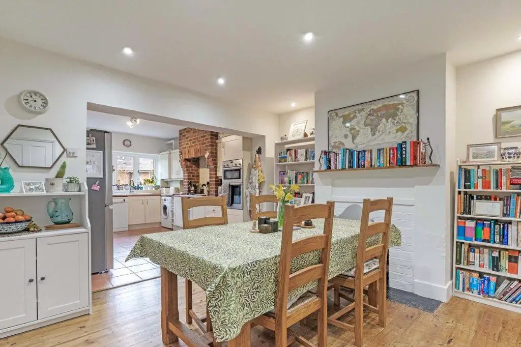 Kitchen/Dining Room