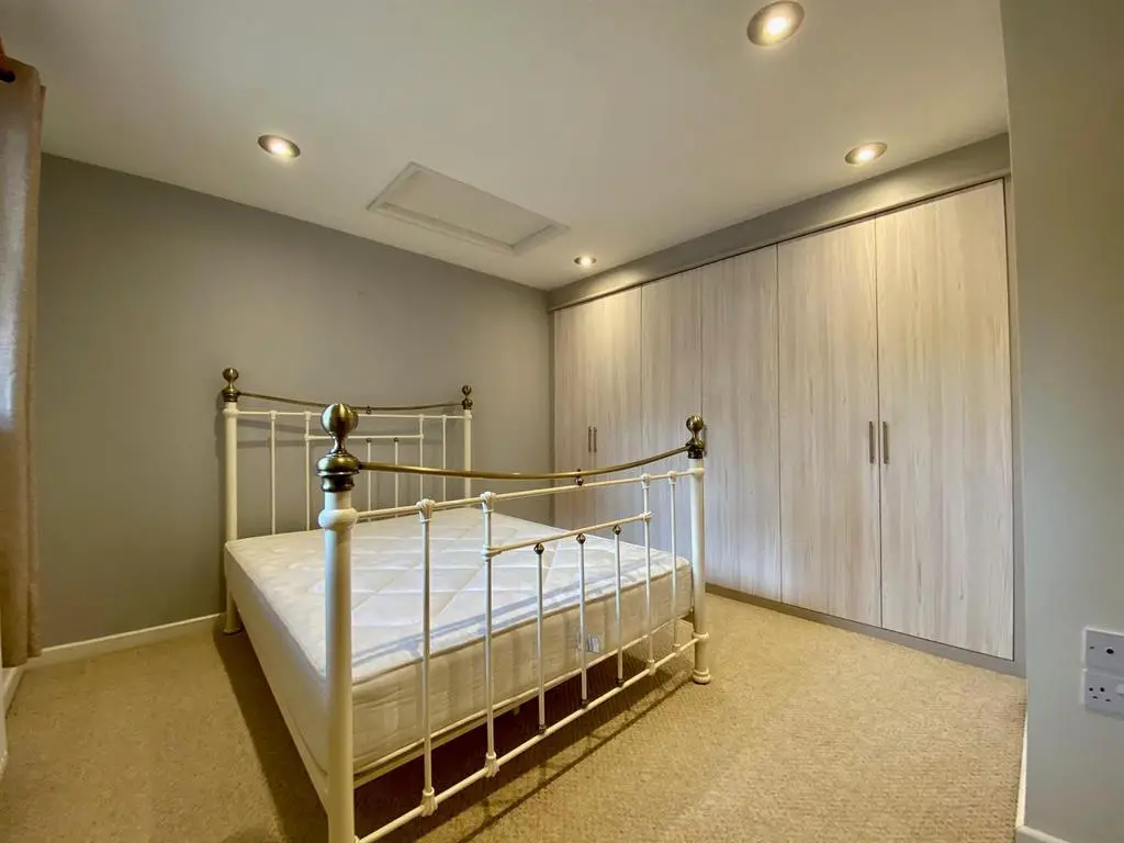 Granary bedroom.jpg