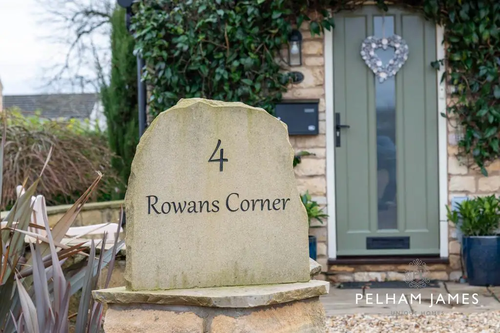 Rowans Corner, Cottesmore