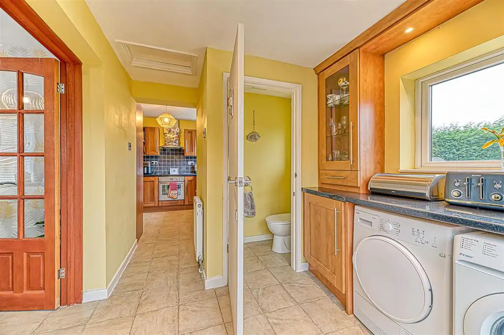 Utility Room/WC