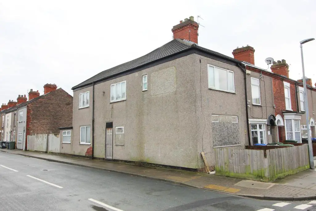 2 Bedroom House   terraced for Sale
