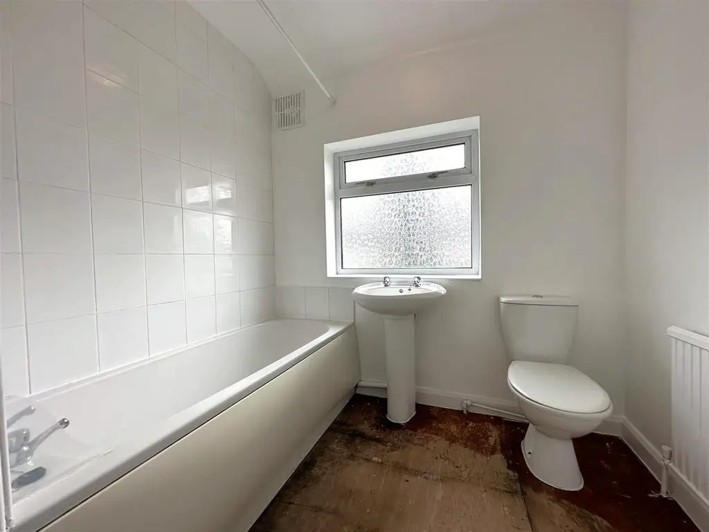 Contemporary Bathroom 363