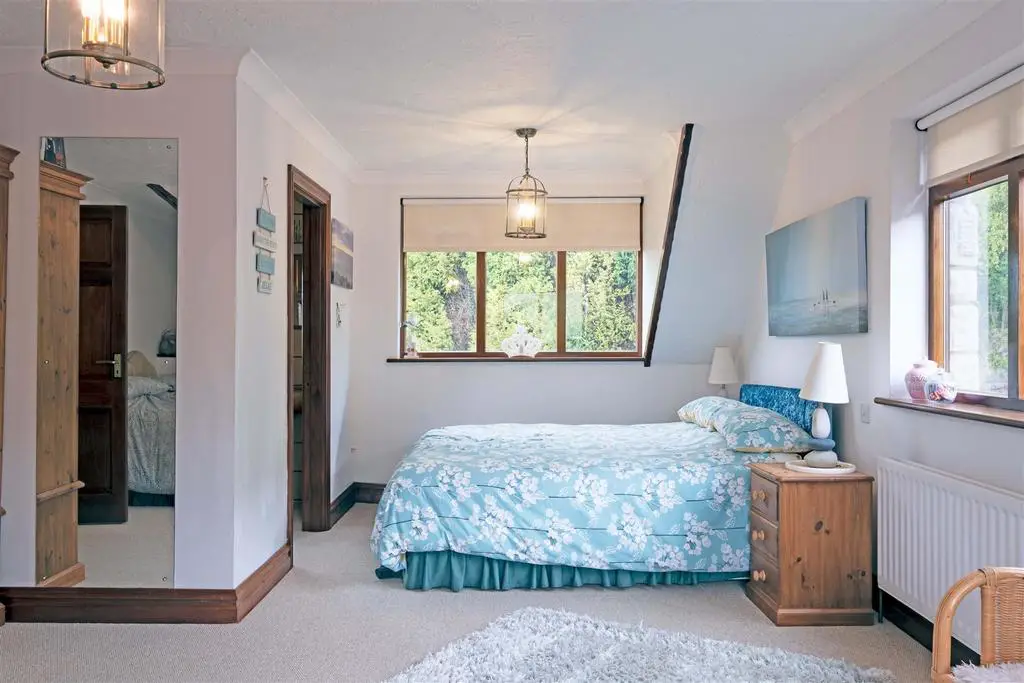 5 well proportioned bedrooms