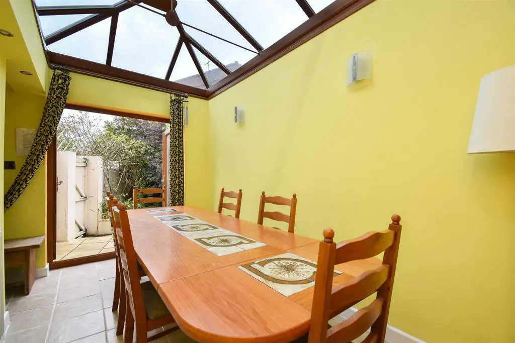 Dining room/conservatory