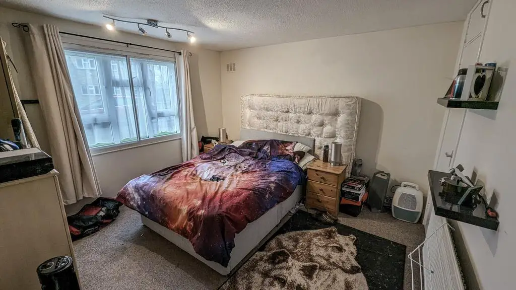 Bedroom 2 (1)