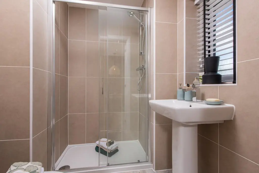 Internal image of the Ellerton en suite shower...