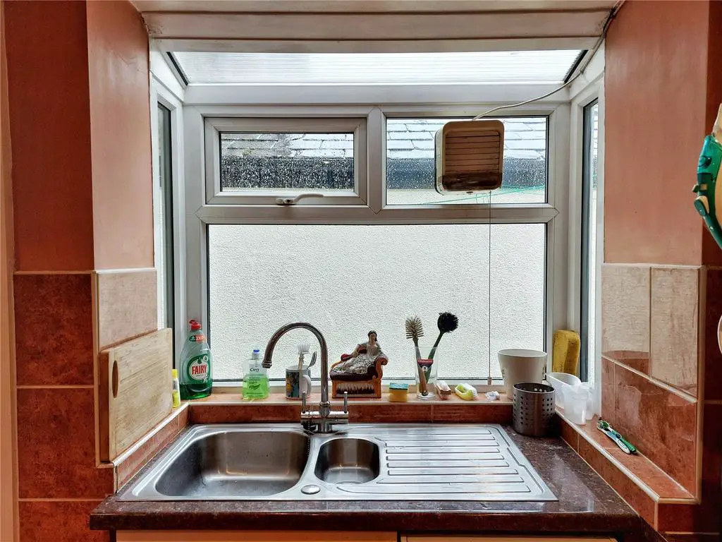 Kitchen Bay Window