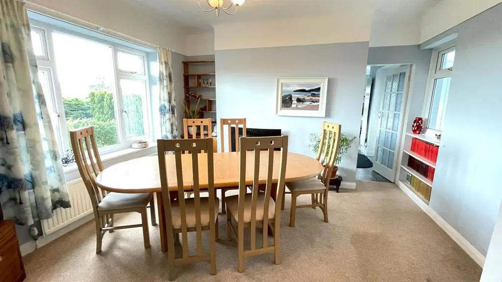 Double glazed dining room