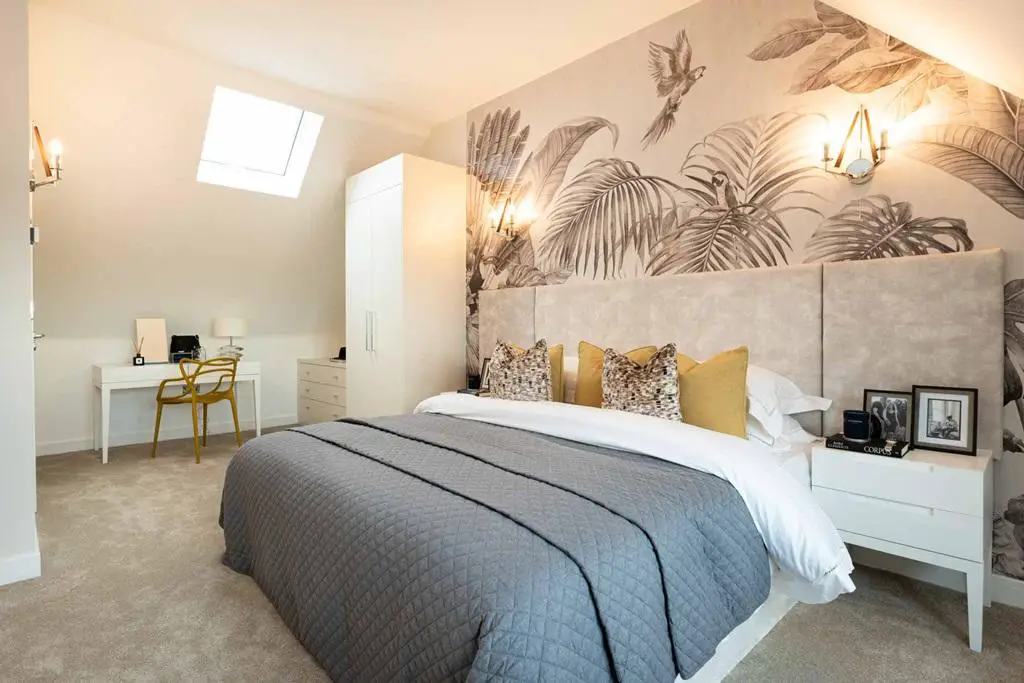 This impressive main bedroom occupies the...