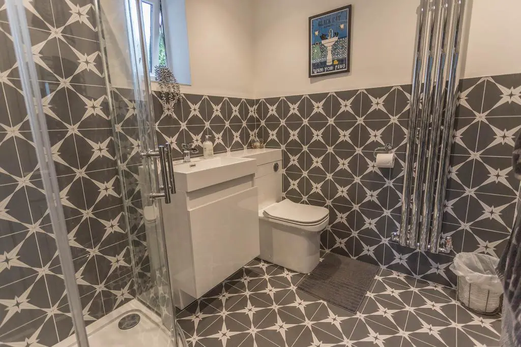 Modern Shower Room