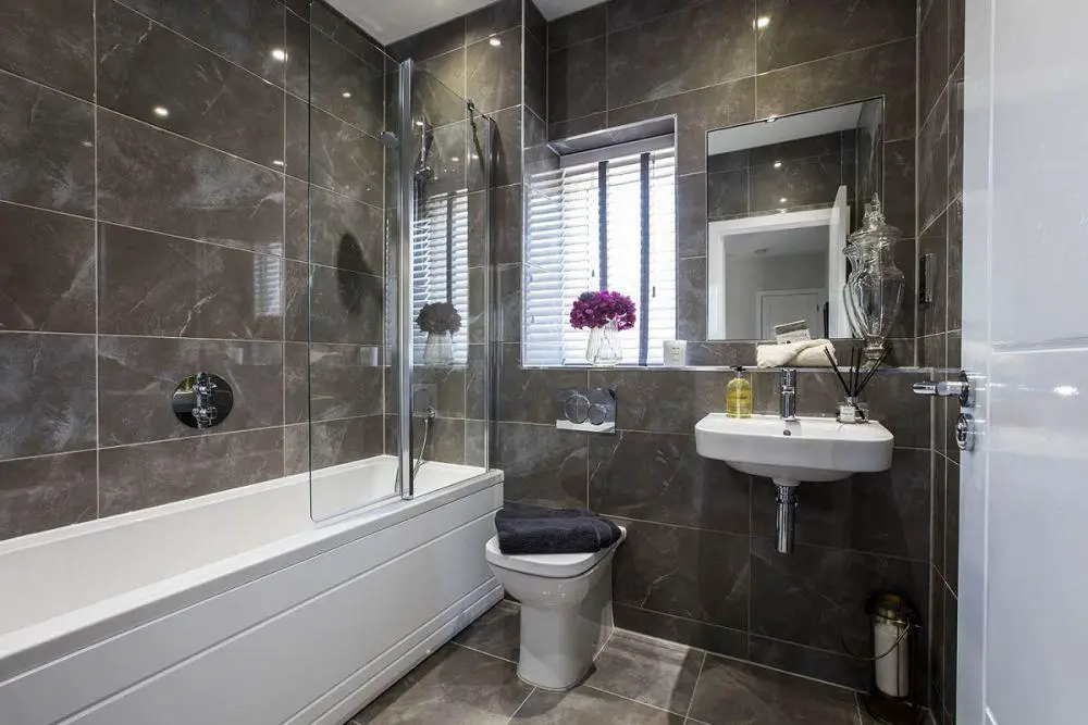 The Radley Bathroom 1200 x 800