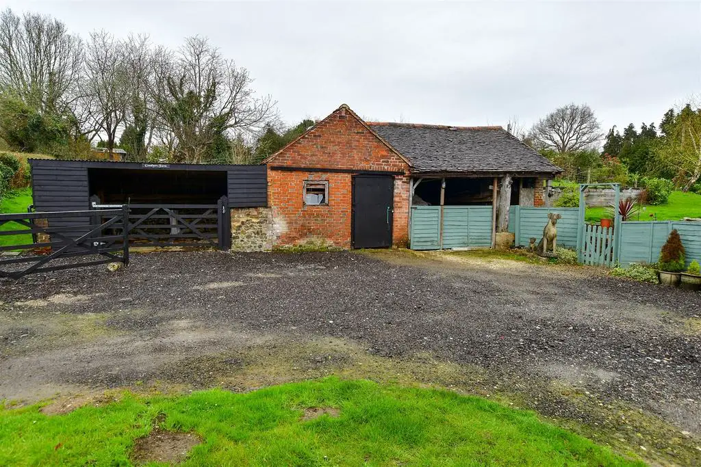 Workshop/Outbuildings