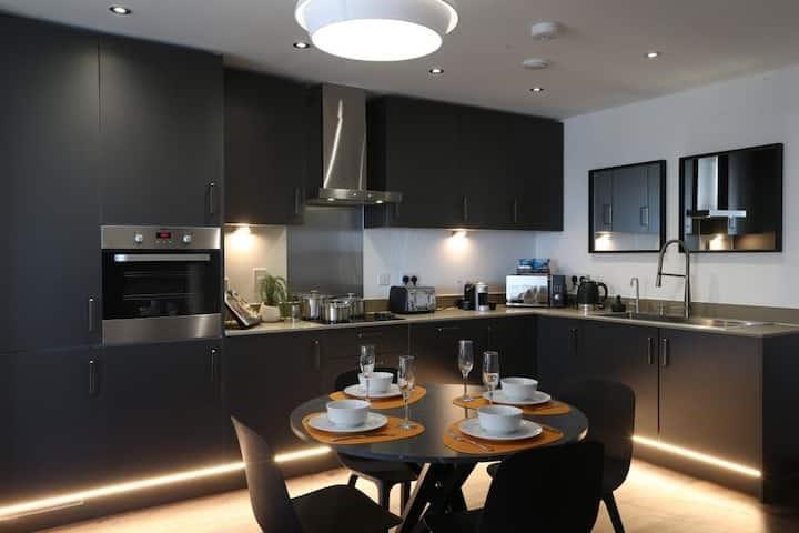 Kitchen with table 1.jpg