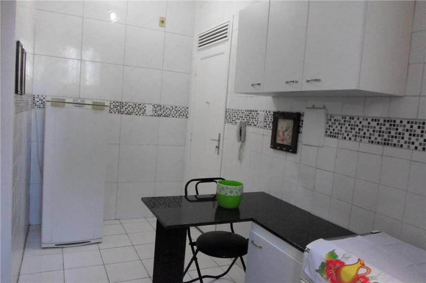 Foto 3 de Apartamento com 1 Quarto para alugar, 30m² em Meireles, Fortaleza