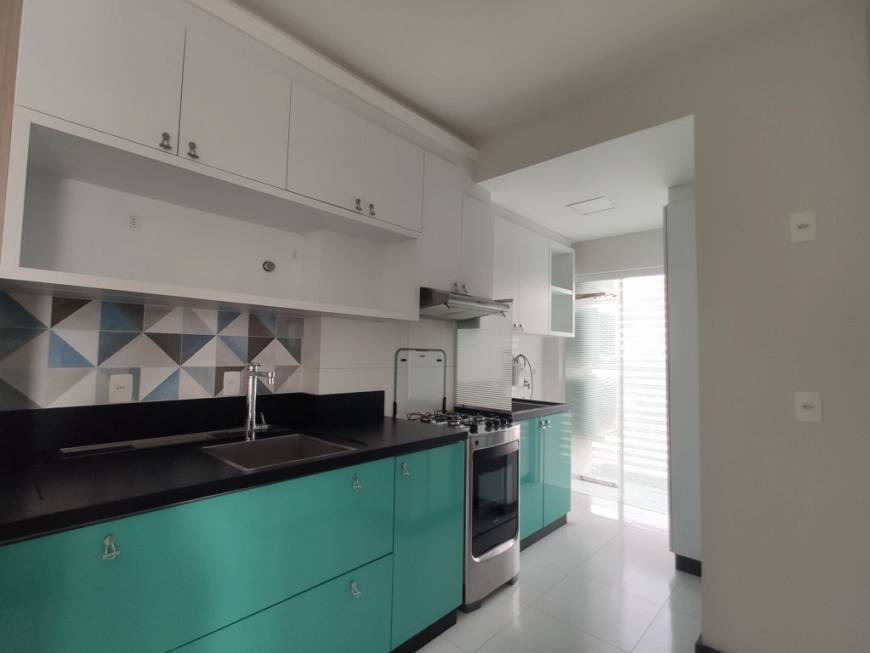 Foto 3 de Apartamento com 2 Quartos para alugar, 73m² em Centro, Joinville