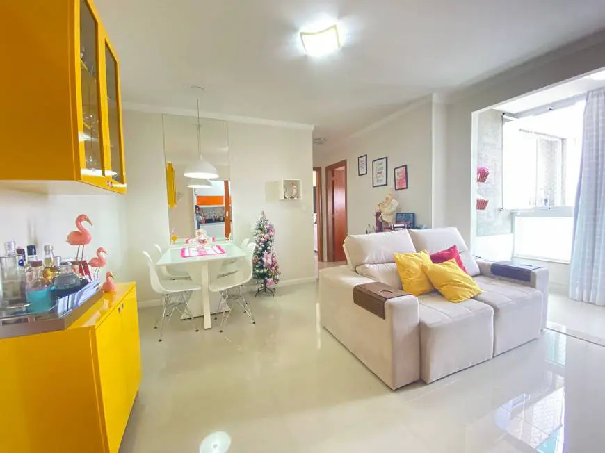 Foto 1 de Apartamento com 2 Quartos à venda, 65m² em Centro, Vila Velha