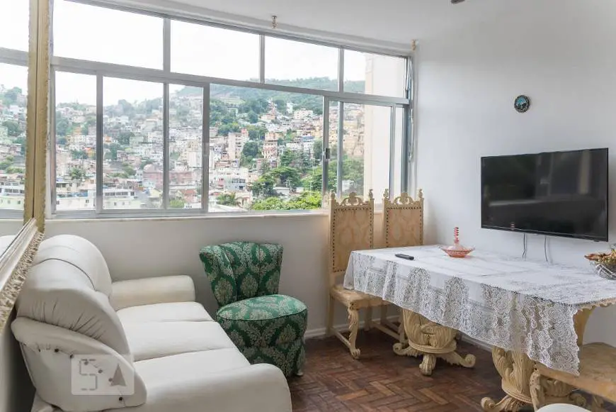 Foto 3 de Apartamento com 2 Quartos para alugar, 60m² em Santa Teresa, Rio de Janeiro