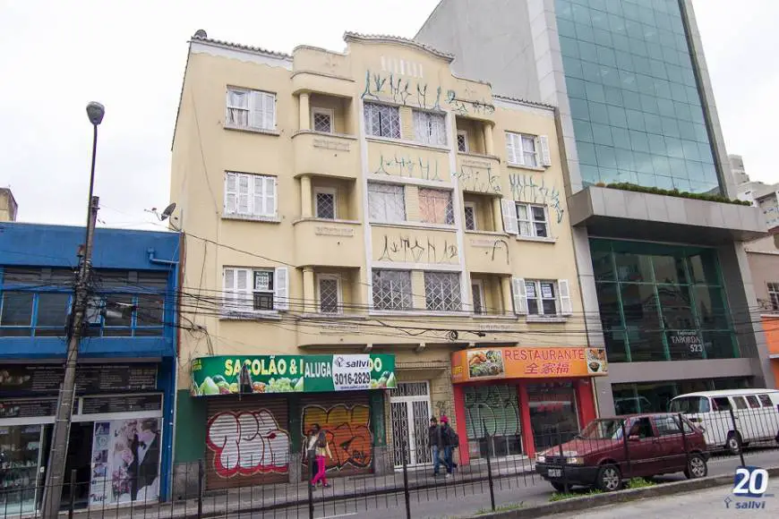 Foto 1 de Apartamento com 3 Quartos para alugar, 77m² em Centro, Curitiba