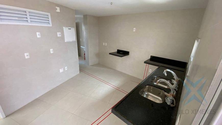 Foto 4 de Apartamento com 4 Quartos à venda, 182m² em Engenheiro Luciano Cavalcante, Fortaleza