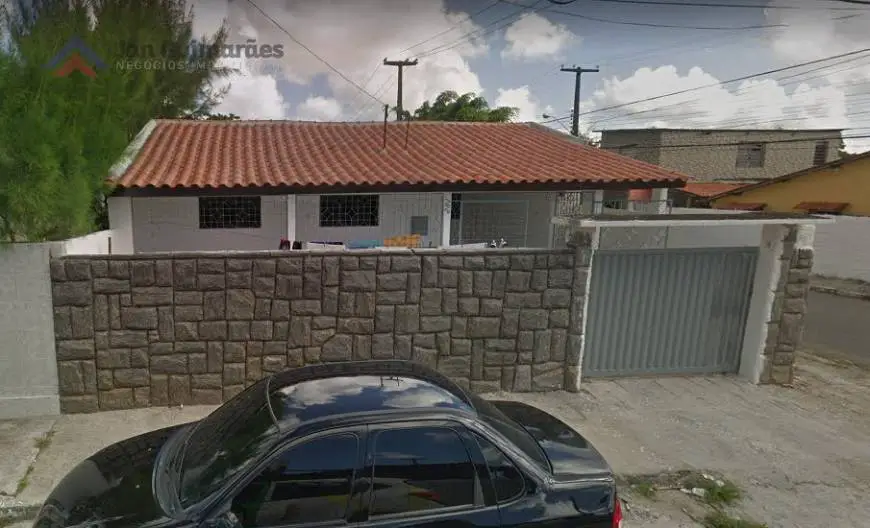 Foto 2 de Casa com 3 Quartos para alugar, 150m² em Castelo Branco, João Pessoa
