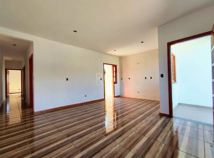 Foto 2 de Casa com 3 Quartos à venda, 73m² em Cruzeiro, Gravataí