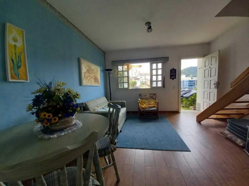 Foto 1 de Casa de Condomínio com 2 Quartos à venda, 72m² em Cascata Guarani, Teresópolis