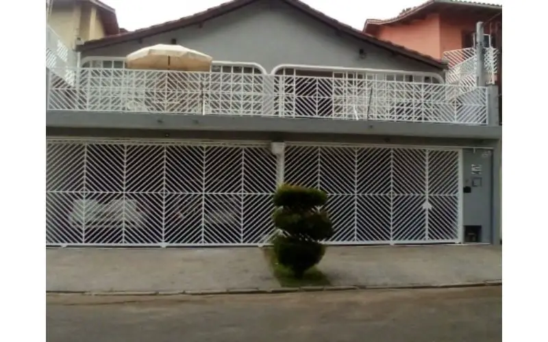 Foto 1 de Casa de Condomínio com 4 Quartos à venda, 200m² em Parque Ideal, Carapicuíba