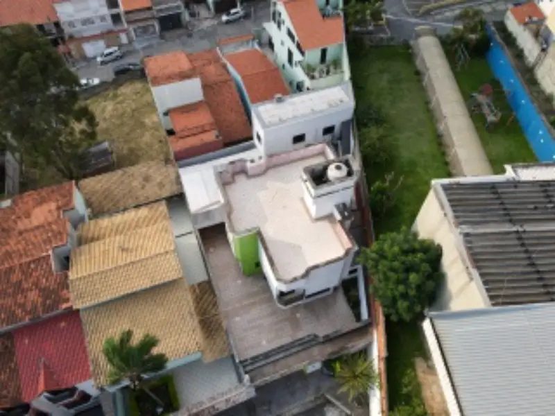 Foto 1 de Sobrado com 4 Quartos para venda ou aluguel, 315m² em Parque Renato Maia, Guarulhos