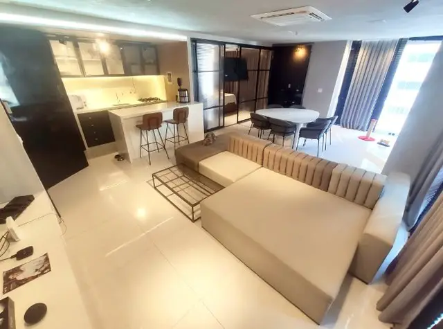 Foto 1 de Apartamento com 1 Quarto à venda, 80m² em Meireles, Fortaleza