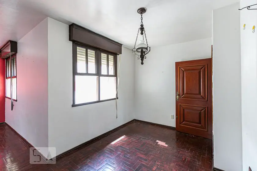 Foto 1 de Apartamento com 2 Quartos para alugar, 75m² em Santo Antônio, Porto Alegre