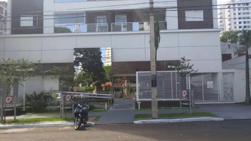 Foto 2 de Apartamento com 2 Quartos à venda, 111m² em Zona 03, Maringá